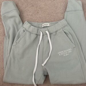 Abercrombie Sweatpants SAGE